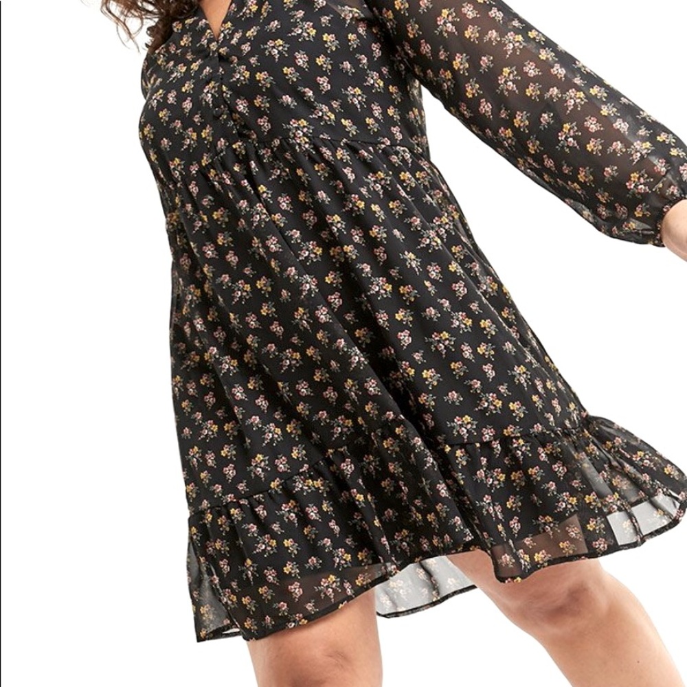 NWT - Smocked Collar Printed Dress - size Large